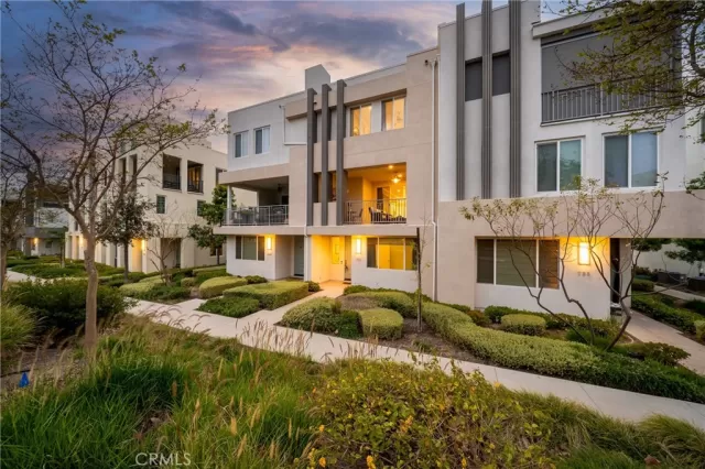 MLS: PW25062213 Condo For Sale