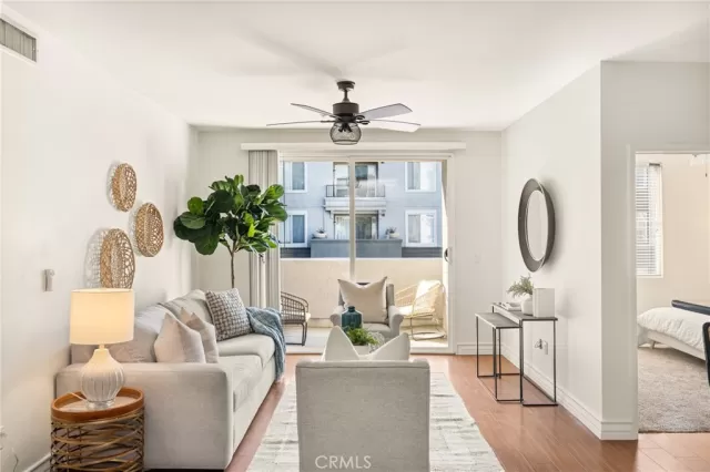 MLS: PW25065396 Condo For Sale