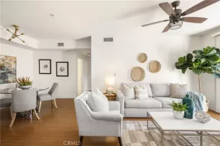 Photo #6: PW25065396 Listing 