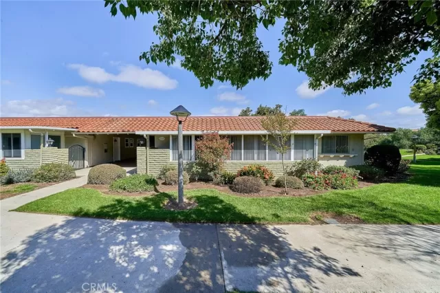 MLS: PW25066315 Condo For Sale