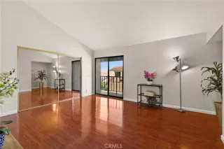 Photo #1: PW25066755 Listing 