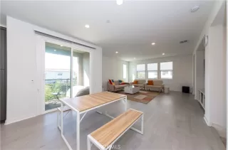 Photo #6: PW25066840 Listing 