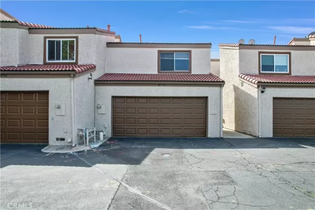 MLS: PW25066850 Condo For Sale