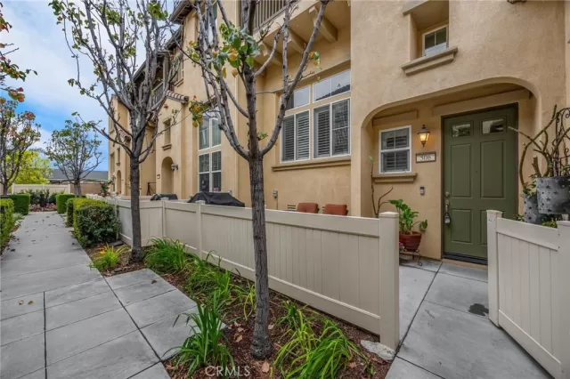 MLS: PW25067047 Condo For Sale