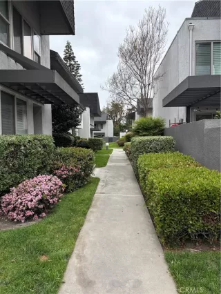 Photo #3: PW25067181 Listing