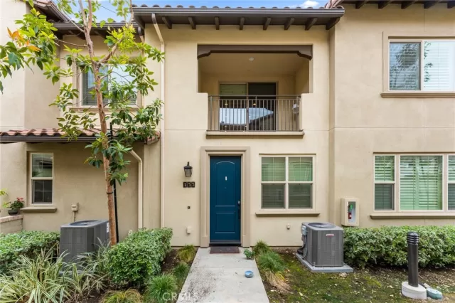 MLS: PW25068512 Condo For Sale