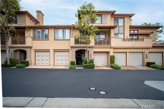 MLS: PW25070286 Condo For Sale