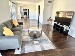 Photo #2: PW25070459 Listing