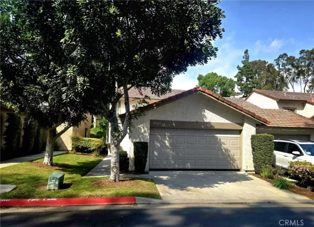 MLS: PW25071287 Condo For Sale