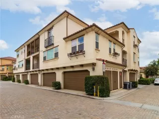 More Details about MLS # PW25072849 : 418 MARAVILLA LANE