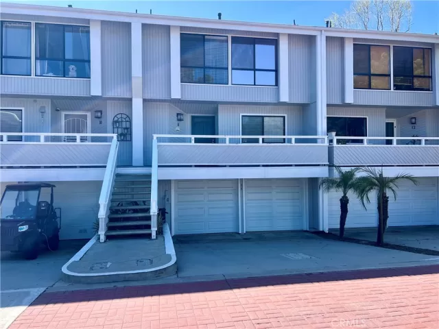 MLS: PW25073846 Condo For Sale