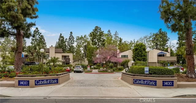 MLS: PW25075555 Condo For Sale