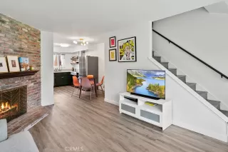 Photo #3: PW25078043 Listing 