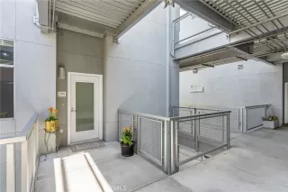 Photo #2: PW25078399 Listing 