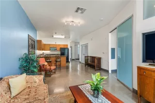 Photo #3: PW25078399 Listing 