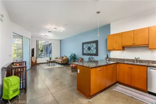 Photo #4: PW25078399 Listing 