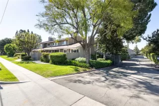 Photo #5: PW25079157 Listing