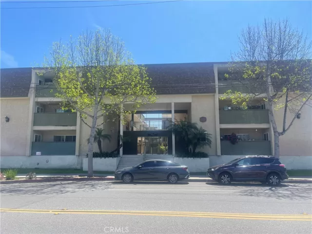 MLS: PW25079547 Condo For Sale