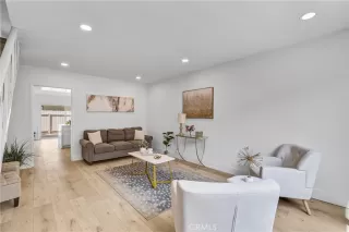 Photo #2: PW25081582 Listing 