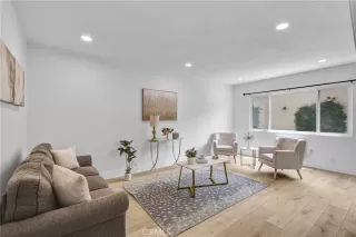 Photo #3: PW25081582 Listing 