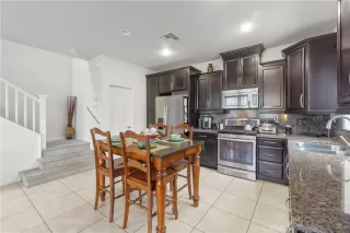 Photo #6: PW25082016 Listing