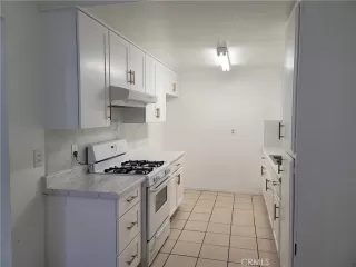 Photo #4: PW25083149 Listing 