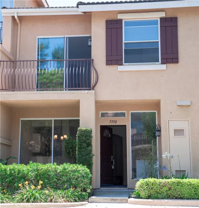 MLS: PW25083352 Condo For Sale