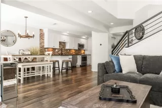 Photo #6: PW25083708 Listing 