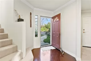 Photo #2: PW25084105 Listing 