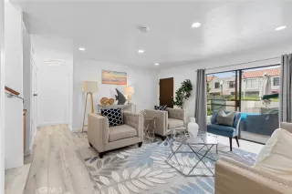 Photo #4: PW25086211 Listing