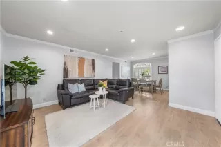 Photo #1: PW25087187 Listing 