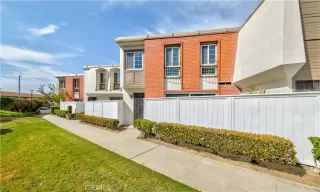 Photo #1: PW25088888 Listing 