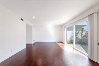 Photo #3: PW25088888 Listing 