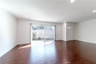 Photo #4: PW25088888 Listing 