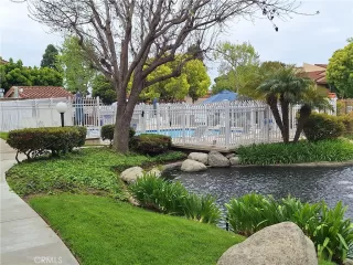 Photo #3: PW25089103 Listing 