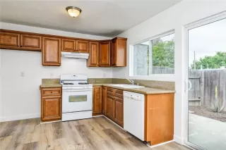 Photo #4: PW25091757 Listing 