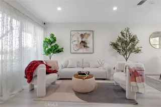 Photo #1: PW25093723 Listing 