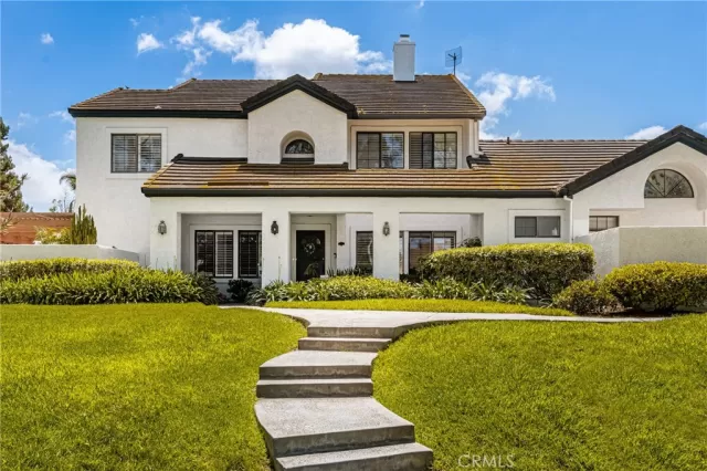 MLS: PW25094336 Condo For Sale