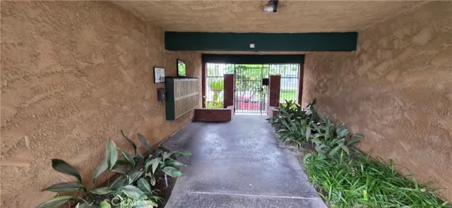 MLS: PW25096468 Condo For Sale