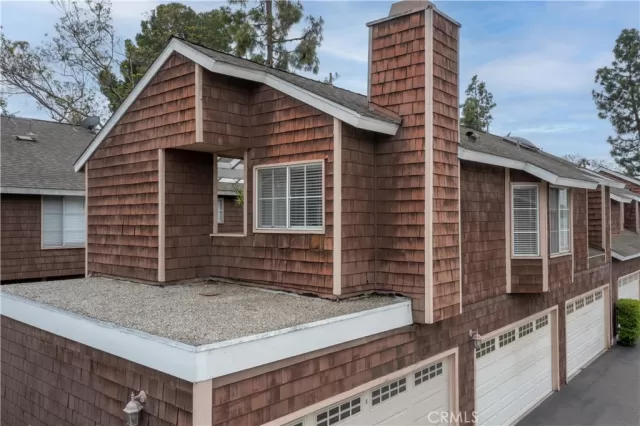 MLS: PW25096826 Condo For Sale