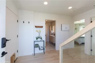 Photo #5: PW25097036 Listing 