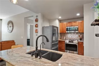 Photo #6: PW25097090 Listing