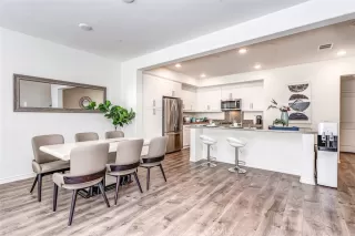 Photo #1: PW25097263 Listing 