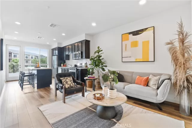 MLS: PW25097923 Condo For Sale