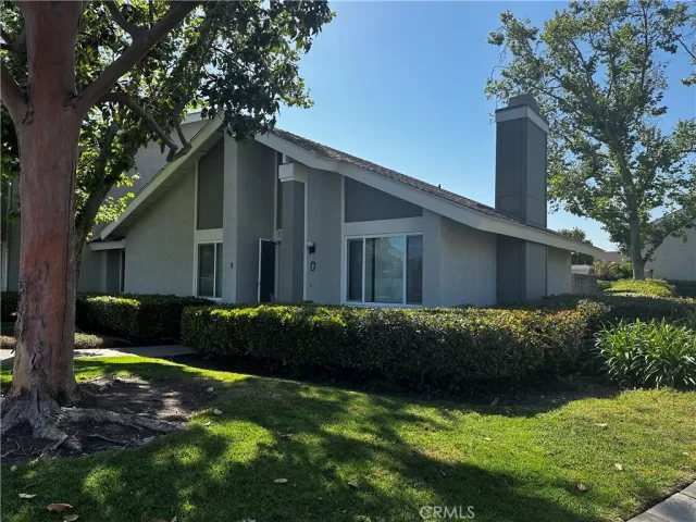 MLS: PW25098402 Condo For Sale