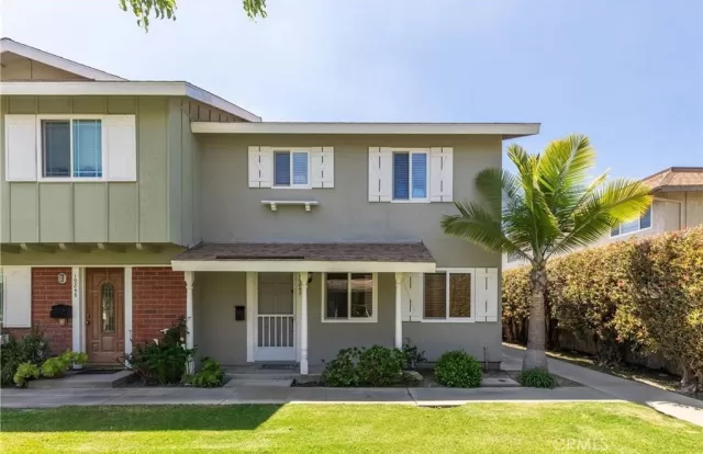 MLS: PW25098572 Condo For Sale