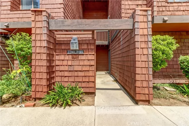 MLS: PW25098909 Condo For Sale