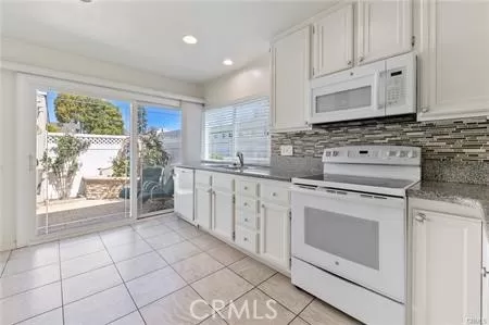 MLS: PW25099825 Condo For Sale