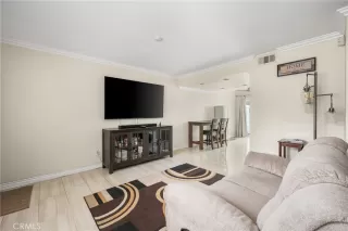 Photo #6: PW25100210 Listing 