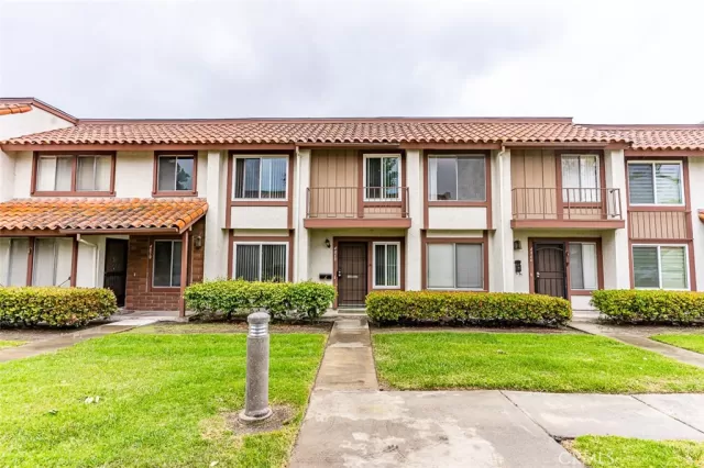 MLS: PW25100244 Condo For Sale